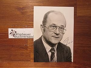 Image du vendeur pour Original Autogramm Heinrich von Lersner (1930-2014) /// Autogramm Autograph signiert signed signee mis en vente par Antiquariat im Kaiserviertel | Wimbauer Buchversand