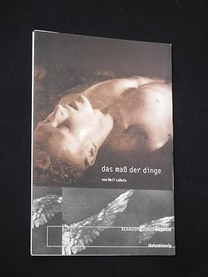 Immagine del venditore per Programmheft 45 Schauspielhaus Bochum 2001/02. Deutsche Erstauffhrung DAS MASS DER DINGE von Neil LaBute. Insz.: Karin Beier, Bhne: Julia Kaschlinski, Kostme: Maria Roers, techn. Ltg.: Ralph Hillbrand. Mit Nele Rosetz, Martin Lindow, Angelika Richter und Patrick Heyn venduto da Fast alles Theater! Antiquariat fr die darstellenden Knste