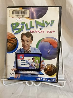 Imagen del vendedor de BILL NYE THE SCIENCE GUY LIGHT AND COLOR a la venta por The Yard Sale Store