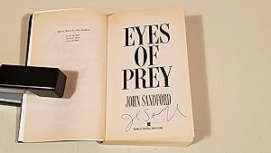 Immagine del venditore per Eyes Of Prey: Signed venduto da SkylarkerBooks