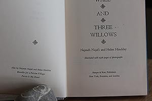Immagine del venditore per A Wall and Three Willows venduto da Wagon Tongue Books