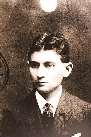 Bild des Verkufers fr Kafka zum Verkauf von Librairie Le Feu Follet