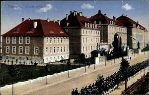 Ansichtskarte / Postkarte Freiberg im Kreis Mittelsachsen, Blick auf die Infanterie Kaserne, Armee