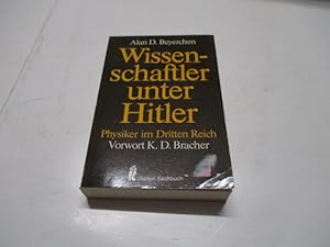 Bild des Verkufers fr Wissenschaftler unter Hitler. Physiker im Dritten Reich. zum Verkauf von Ottmar Mller