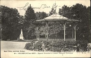 Postkarte Carte Postale 10837933 Rochefort Rochefort Square Grimoud Statue *