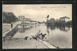 Ansichtskarte Auxerre, Vue prise des Bords de l`Yonne, Frauen waschen Wäsche am Fluss