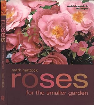 Imagen del vendedor de Roses for the smaller garden a la venta por Biblioteca di Babele