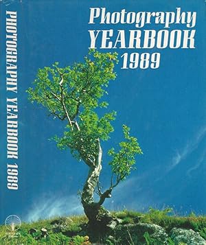 Bild des Verkufers fr Photography Yearbook 1989 zum Verkauf von Biblioteca di Babele