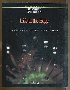 Imagen del vendedor de Life at the Edge: Readings from Scientific American a la venta por Dearly Departed Books