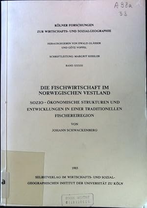 Bild des Verkufers fr Die Fischwirtschaft im norwegischen Vestland : sozio-konom. Strukturen u. Entwicklungen in e. traditionellen Fischereiregion. Klner Forschungen zur Wirtschafts- und Sozialgeographie ; Bd. 33. zum Verkauf von books4less (Versandantiquariat Petra Gros GmbH & Co. KG)