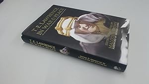 Image du vendeur pour T.E. Lawrence in War and Peace: an Anthology of the Military Writings of Lawrence of Arabia mis en vente par BoundlessBookstore