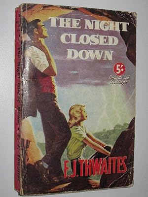 Image du vendeur pour The Night Closed Down - Red Back Novel mis en vente par Manyhills Books
