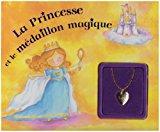 Bild des Verkufers fr La Princesse Et Le Mdaillon Magique zum Verkauf von RECYCLIVRE