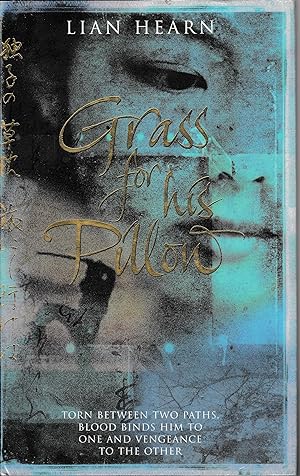 Bild des Verkufers fr Grass For His Pillow Tales of the Otori Book Two zum Verkauf von Porcupine Books