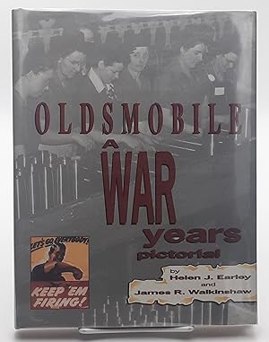 Imagen del vendedor de Oldsmobile: A War Years Pictorial. a la venta por Zephyr Books