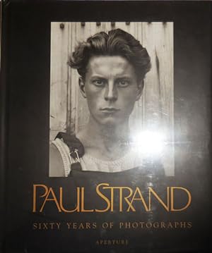 Bild des Verkufers fr Paul Strand: Sixty Years Of Photographs zum Verkauf von Derringer Books, Member ABAA