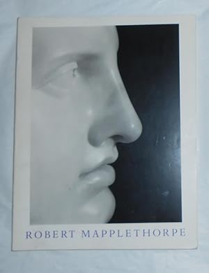 Image du vendeur pour Robert Mapplethorpe (Whithey Museum of American Art, New York July 28 - October 23 1988) mis en vente par David Bunnett Books