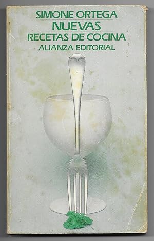 Nuevas Recetas de Cocina. Alianza Editorial libro de bolsillo.