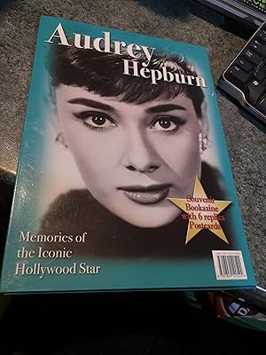 Imagen del vendedor de Audrey Hepburn | Memories of the Iconic Hollywood Star | Bookazine & Postcards a la venta por SGOIS