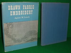 Imagen del vendedor de DRAWN FABRIC EMBROIDERY Embroidery Handbooks No 2 a la venta por booksonlinebrighton