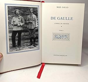 Image du vendeur pour De Gaulle - 8 volumes: Tome 1 (2 volumes): L'appel du destin + Tome 2 La solitude du combattant (2 volumes) + Tome 3 Le premier des Franais (2 volumes) + Tome 4 La statue du commandeur (2 volumes) mis en vente par crealivres