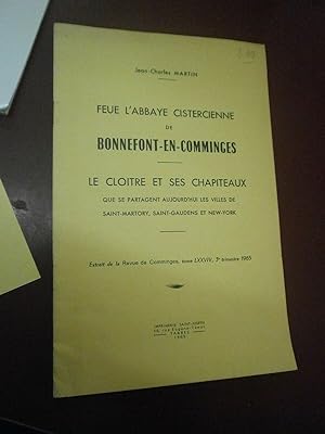 Feue l'Abbaye cistercienne de Bonnefont en Comminges - Le Cloitre & ses Châpiteaux que se partage...