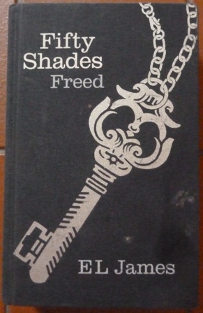 Immagine del venditore per Fifty Shades Freed: 3 venduto da Alpha 2 Omega Books BA