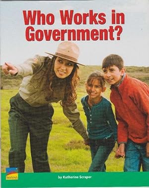 Seller image for Who Works in Government? (5+) for sale by La Librera, Iberoamerikan. Buchhandlung