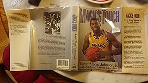 Seller image for MAGIC'S TOUCH in Dustjacket, By MAGIC EARVIN JOHNSON Signed autographed NBA BASKETBALL , LAKERS Star LOS ANGELES for sale by Bluff Park Rare Books