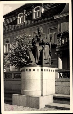 Seller image for Foto Ansichtskarte / Postkarte Reuterstadt Stavenhagen, Fritz Reuter Denkmal for sale by akpool GmbH