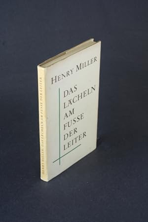 Seller image for Das Lcheln am Fusse der Leiter. Berechtigte bersetzung von Herbert Zand. Illustrationen von Gerhard Swoboda for sale by Steven Wolfe Books