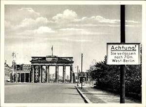 Ansichtskarte / Postkarte Berlin Mitte, Blick auf das Brandenburger Tor
