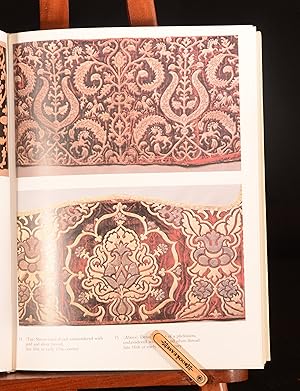 Bild des Verkufers fr Russian Embroidery and Lace zum Verkauf von Rooke Books PBFA