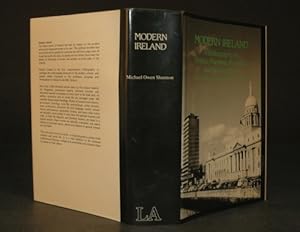 Bild des Verkufers fr Modern Ireland A Bibliography on Politics, Planning, Research and Development zum Verkauf von Rooke Books PBFA