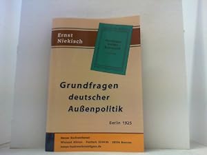 Image du vendeur pour Grundfragen deutscher Auenpolitik. mis en vente par Antiquariat Uwe Berg