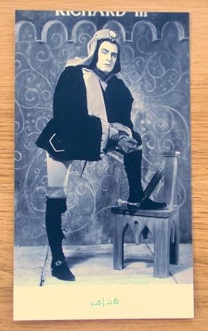 Bild des Verkufers fr A photograph of Laurence Olivier in character as Richard III in the Shakespeare film he directed in 1955 - from Olivier's Collection zum Verkauf von Christian White Rare Books Ltd