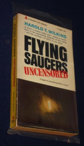 Image du vendeur pour Flying Saucers Uncensored mis en vente par Pensees Bookshop