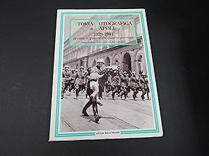 Wanderlingh Attilio. Storia fotografica di Napoli 1939 - 1944. Edizioni Intra Moenia. 1998 - I