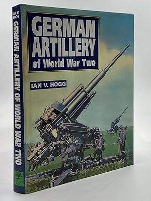 Image du vendeur pour German Artillery of World War Two. mis en vente par Libreria antiquaria Dedalo M. Bosio