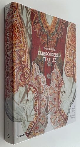 Image du vendeur pour Embroidered Textiles: A World Guide to Traditional Patterns mis en vente par Brancamp Books