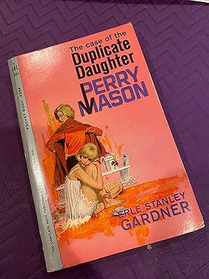 Seller image for the case of the duplicate daughter for sale by Happy Heroes