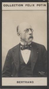 Image du vendeur pour Photographie de la collection Flix Potin (4 x 7,5 cm) reprsentant : Edmond Bertrand - Magistrat. Dbut XXe. Vers 1900. mis en vente par Librairie Et Ctera (et caetera) - Sophie Rosire