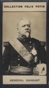 Photographie de la collection Félix Potin (4 x 7,5 cm) représentant : Général Léopold Davout. Déb...
