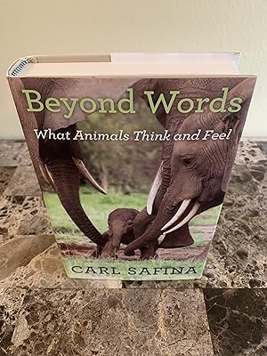 Immagine del venditore per Beyond Words: What Animals Think and Feel venduto da Vero Beach Books