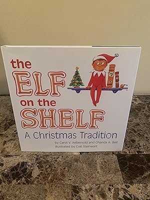 Image du vendeur pour The Elf on the Shelf: A Christmas Tradition mis en vente par Vero Beach Books