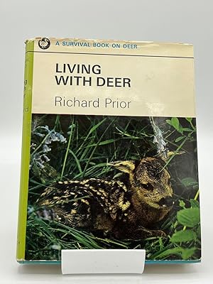 Bild des Verkufers fr Living With Deer zum Verkauf von Fieldfare Bird and Natural History Books