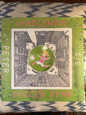 Immagine del venditore per Madlenka Soccer Star venduto da Campbell Llibres