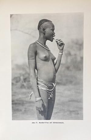 Zwischen weissem Nil und Belgisch-Kongo. Mit 204 fotografischen Abbildungen auf 140 Lichtdrucktaf...