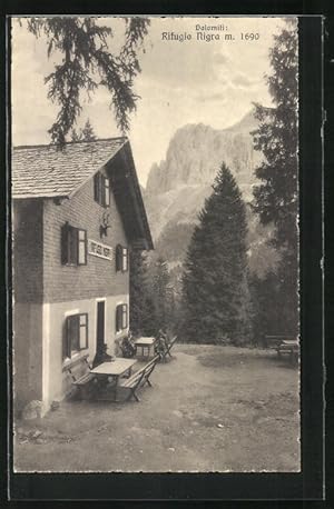 Immagine del venditore per Cartolina Refugio Nigra, Leute sitzen vor der Berghtte venduto da Bartko-Reher