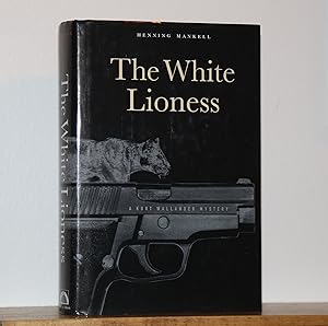 Imagen del vendedor de The White Lioness; A Kurt Wallander Mystery a la venta por The Reluctant Bookseller